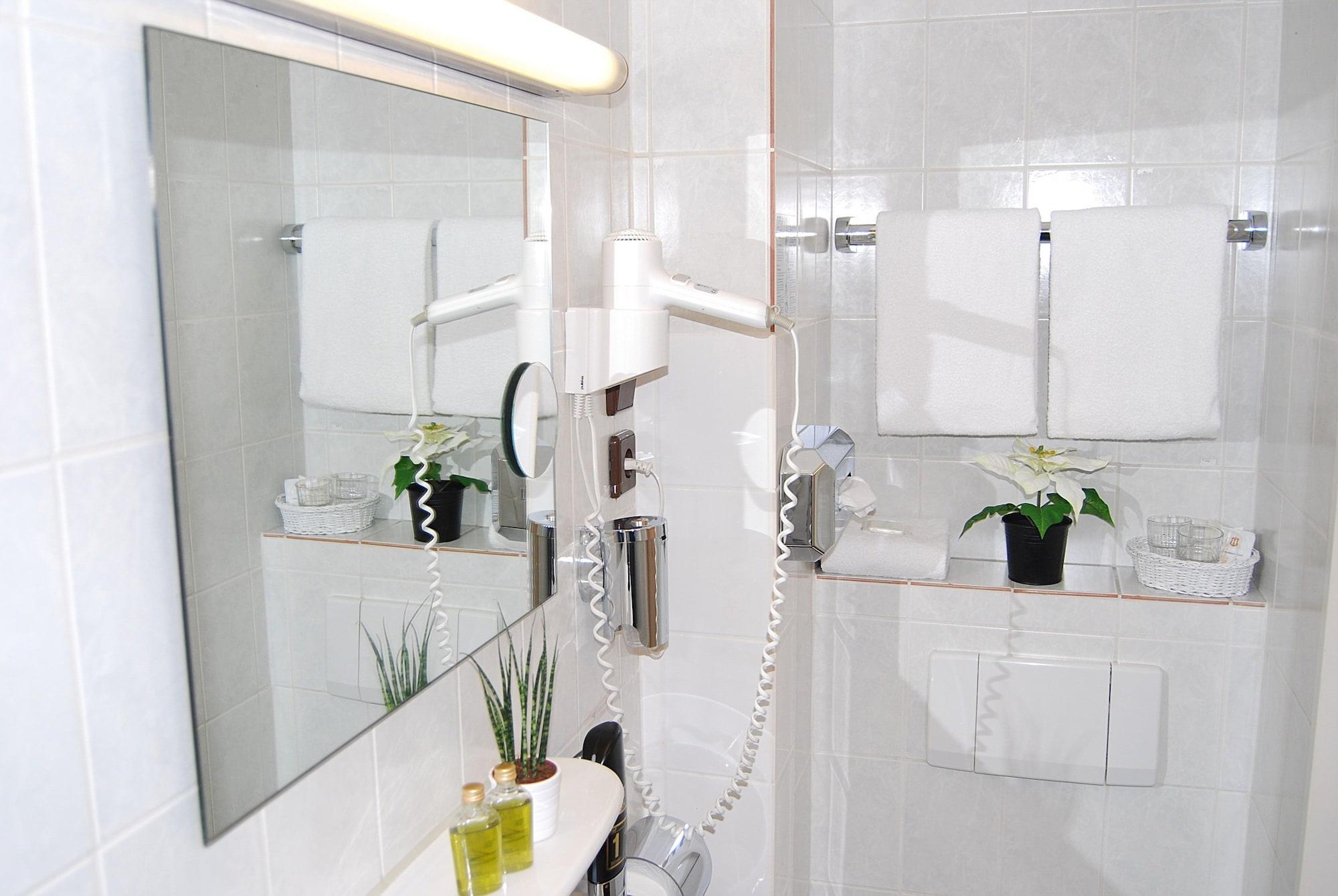 Hotel Krone Aachen | City-Eurogress Екстериор снимка